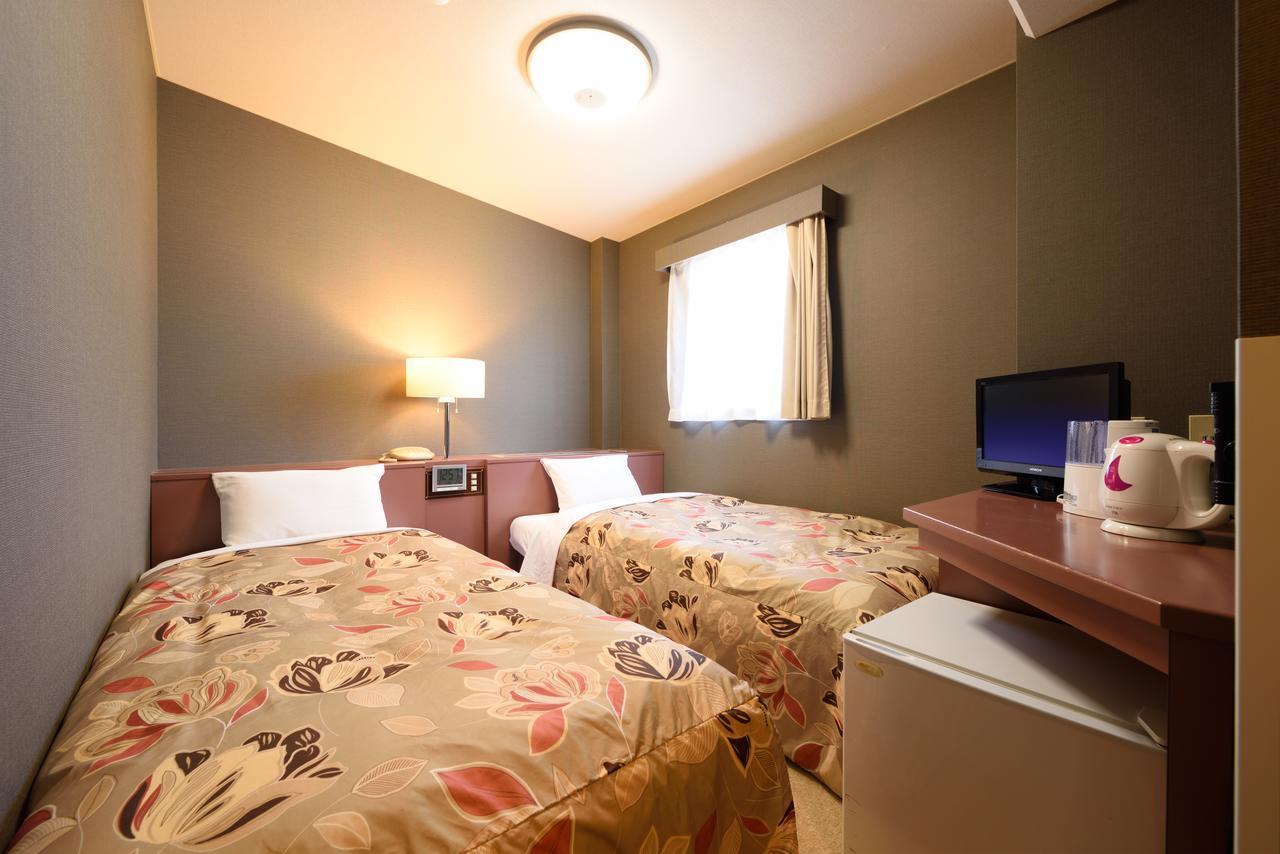 Hotel Park Sendai 2 Bagian luar foto